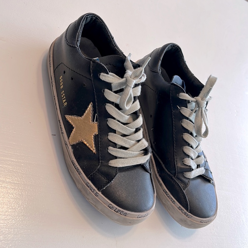 Golden Goose Sneakers - Gold Star